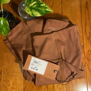 Brown girlfriend collective leggings with pockets